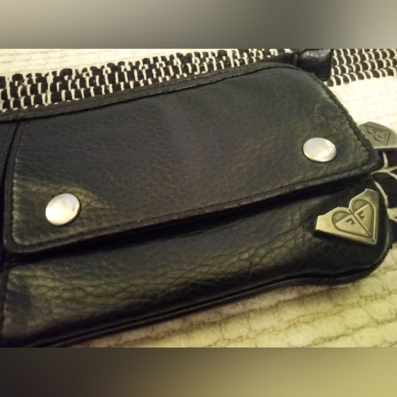 Vintage Roxy Wallet - Picture 6 of 10